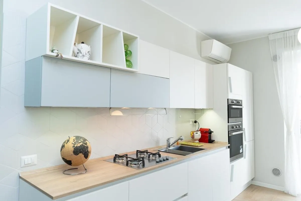 Bright Apartment In Front Of Navigli With Ac Wifi Milan 0*,